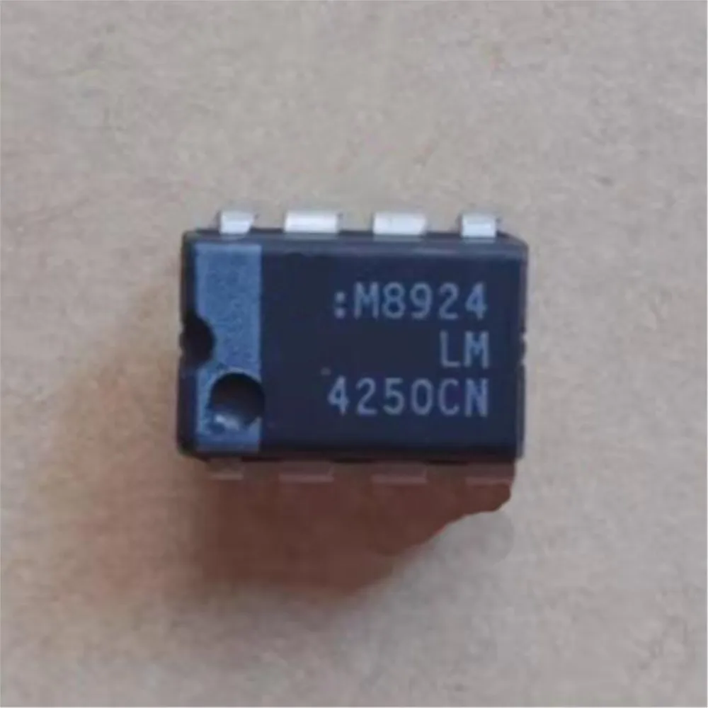LM  4250CN     LM4250    DIP8     (Product quantity: 10 pieces)