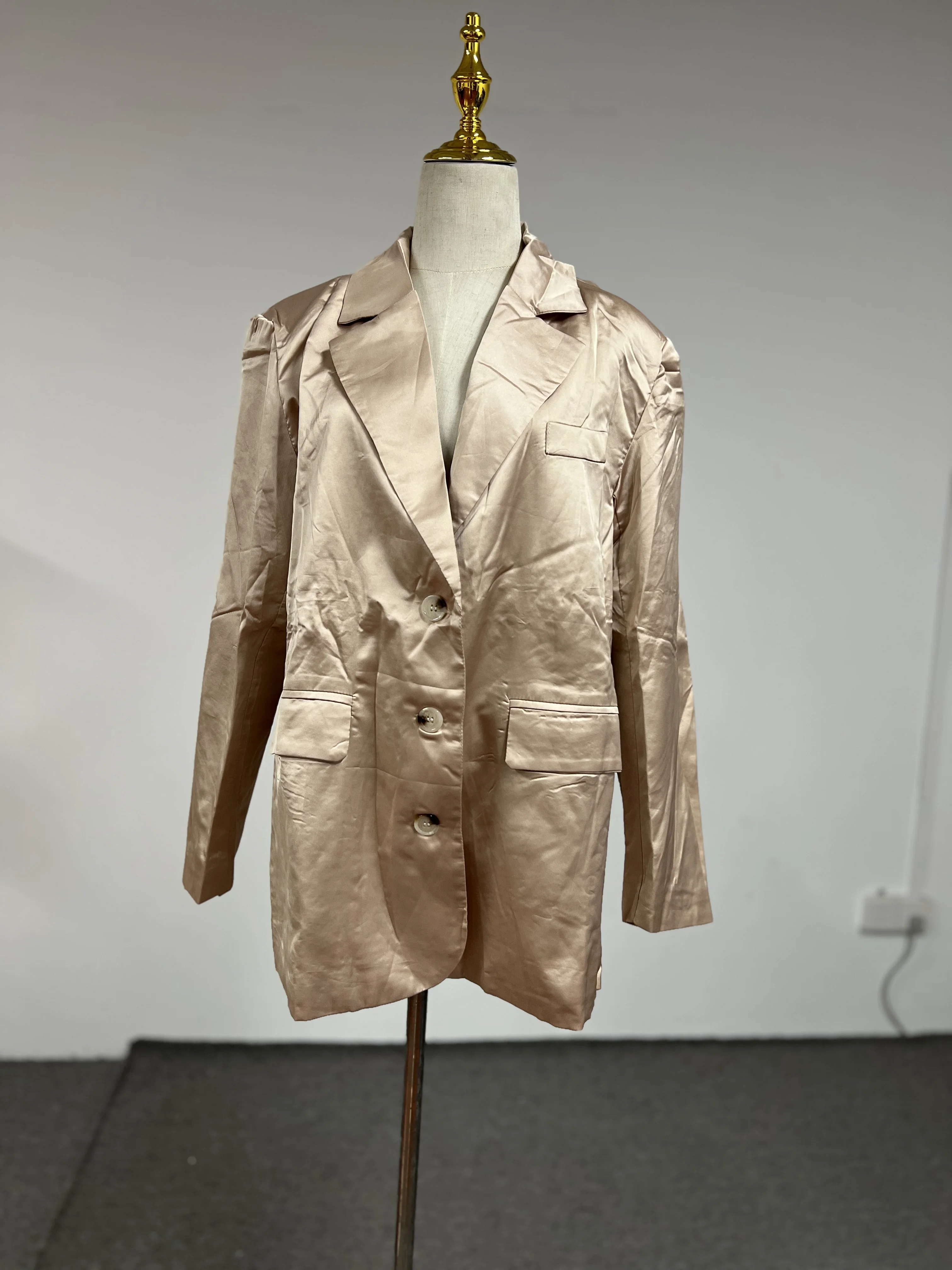 سترة نسائية قصيرة من الساتان على الطراز الفرنسي ، معاطف غير رسمية كلاسيكية ، سترات بذلات فضفاضة بياقة ، أحادية اللون ، الخريف والشتاء