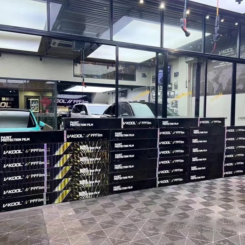 Pellicola protettiva per auto in TPU PPF trasparente lucido Fornitura in fabbrica Auto guarigione Antigraffio Funzioni a prova di raggi UV Qualità Vkool