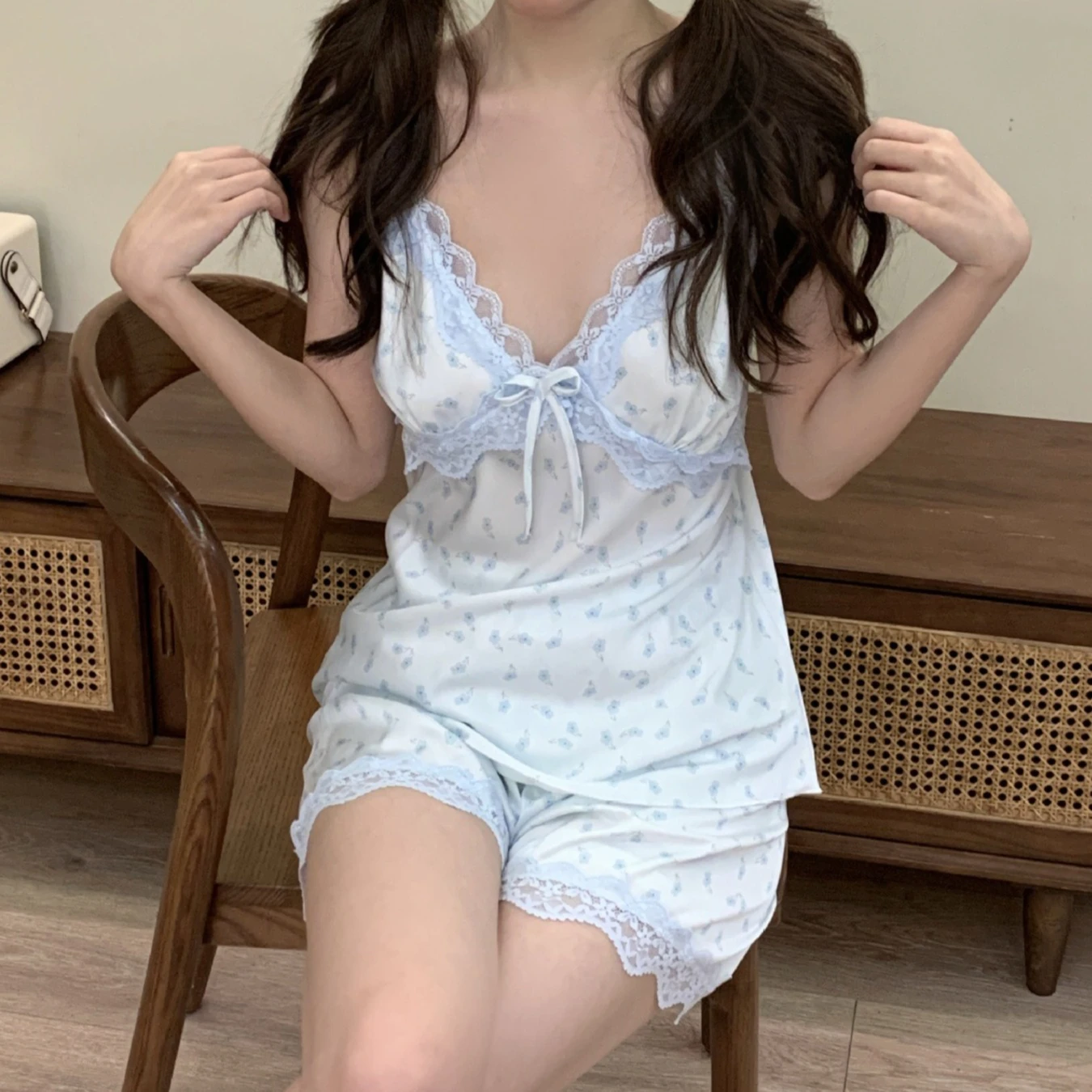 

2Pcs Pajamas Suit Women Lace Sleepwear Home Clothes Sexy Cami&shorts PJS Sleep Set Summer Satin Pyjamas Nightwear Lingerie