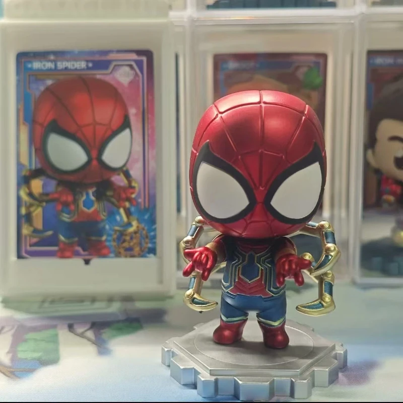 Hottoys Cosbi Marve…