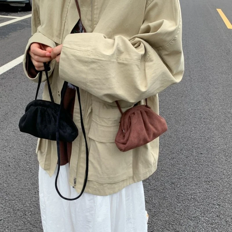 

Classic Shoulder Bag for Ladies Premium Leather Luxury Brand Signature Famous Designer Influence Timeless