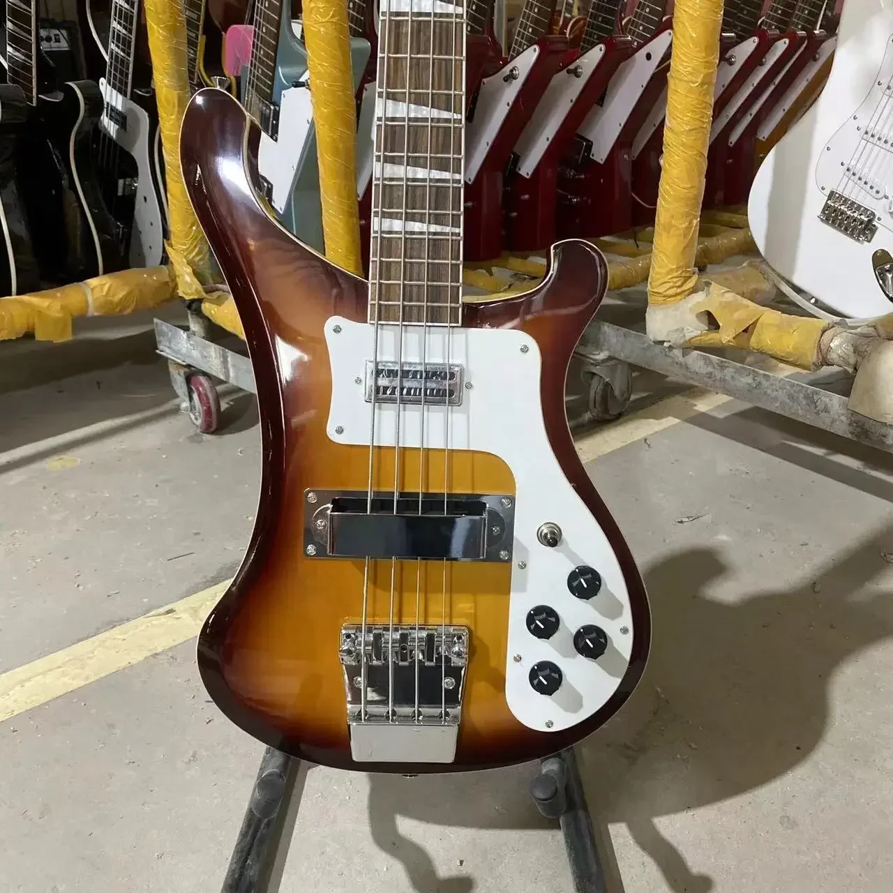 

Ricken 4003 Backer Bass Electric Guitar Vintage Sunburst Color Chrome Hardware High Quality Guitarra Free Shipping