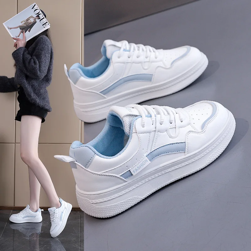 Women's Lightweight Spring Board Shoes 2026 White Thick Sole Versatile Sports Flat Bottom Comfortable Versatile Women's Footwear