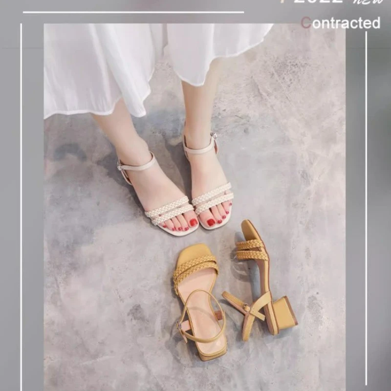 2024 Summer New Fashion Outwear Women\'s Sandals Square Toe Open Toe Sexy One Line Buckle Comfortable Single Shoe Women