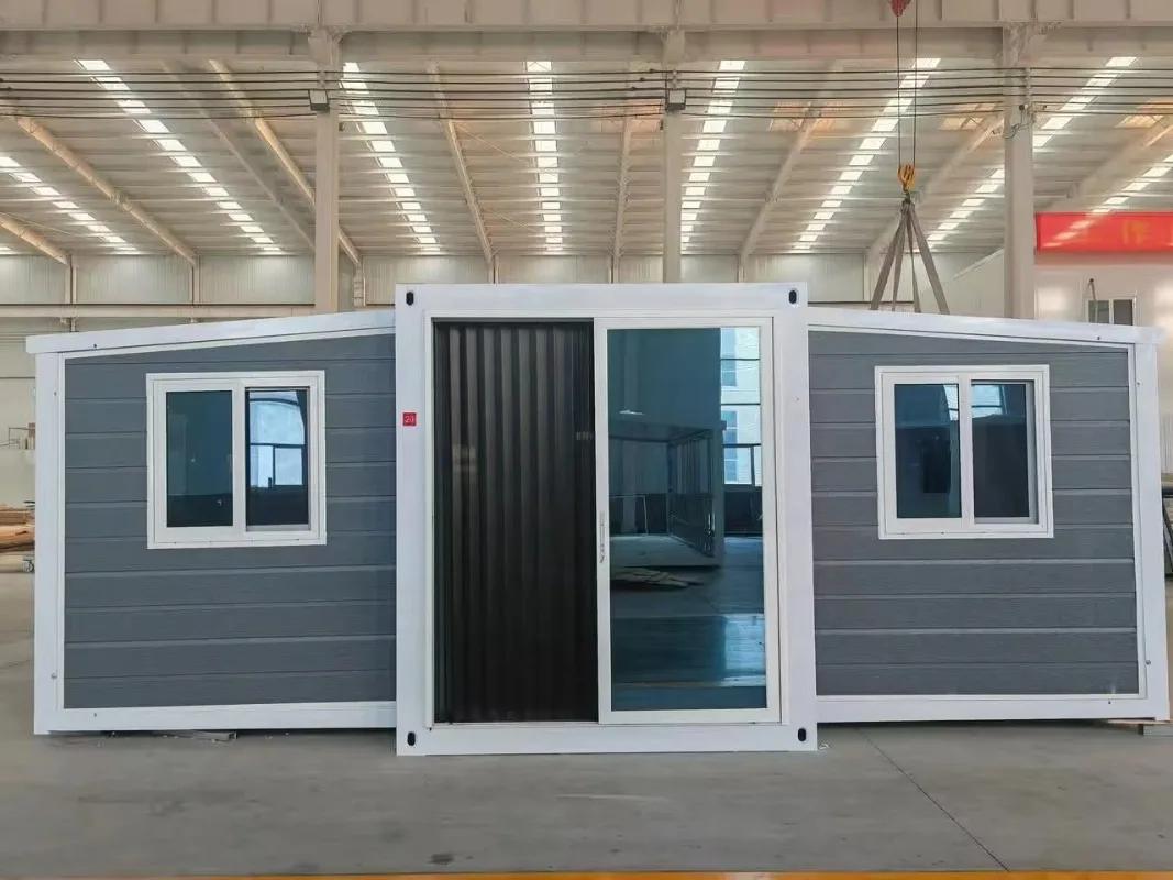 Customized 20ft Foldable House Prefab Modular Container Home Expandable Living Space Factory Direct