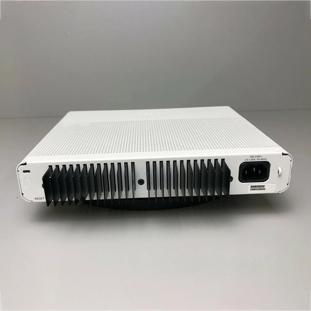 1 Pcs WS-C2960C-8PC-L 8 portas PoE 2960C Ethernet Switch