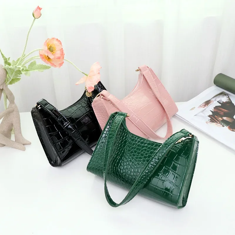 Crocodile pattern armpit bag 2022ladies handbag women's bag casual fashion women's handbag