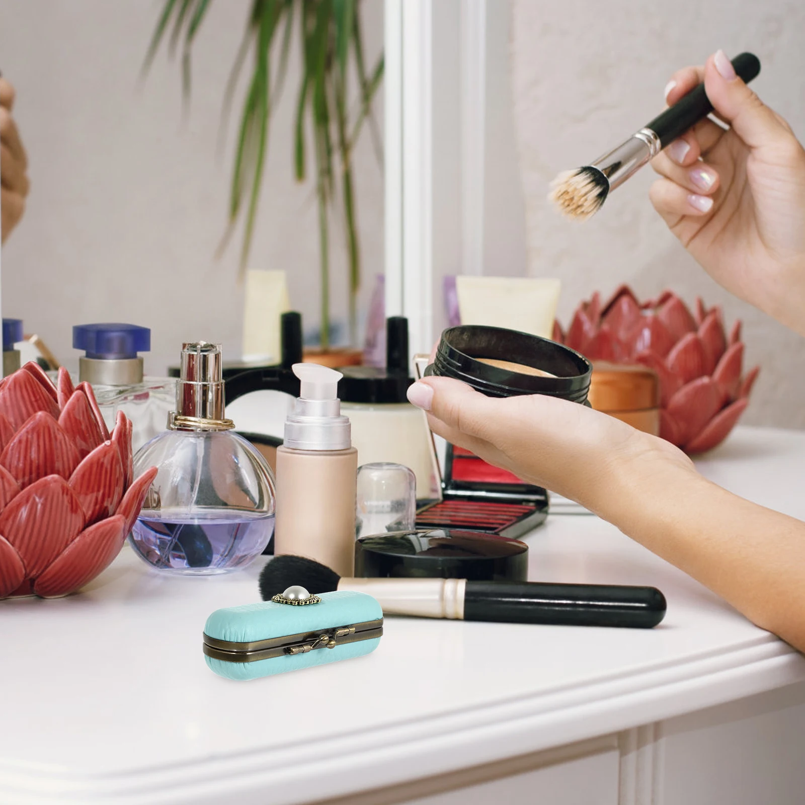 

Single Lipstick Case Rhinestone Holder Vintage Makeup Organiser Storage Organizer