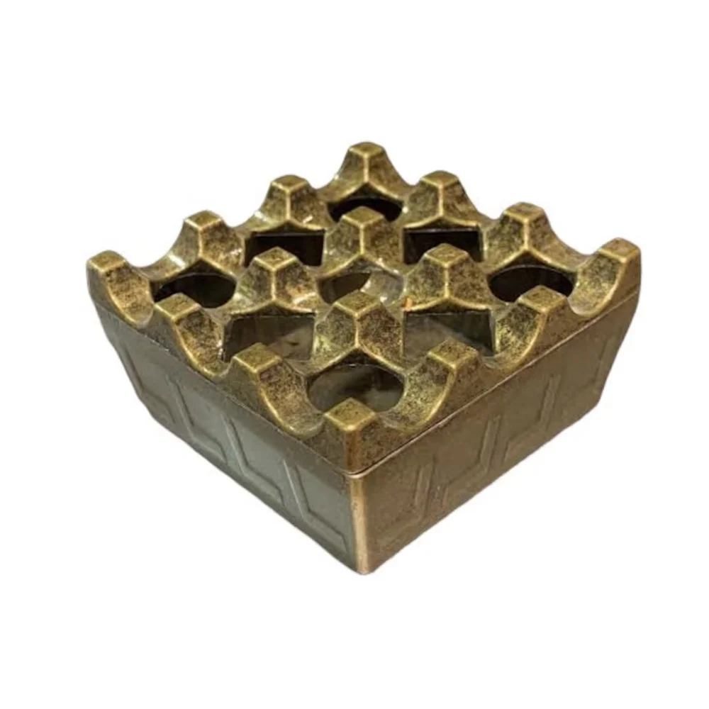 Square Ashtray Outdoor Cigarette Brass Metal Portable Holder Gift Office Home Cafe Desk Accessories Large Capacity Size 8x8x4 CM