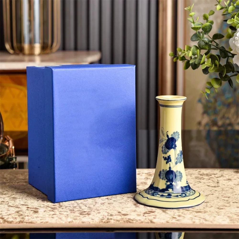 Italian Ceramic Candlestick Handmade Printed Home Desktop Decoration Candlestick Yellow Pink Blue Candlestick 10.3*10.3*14.8cm