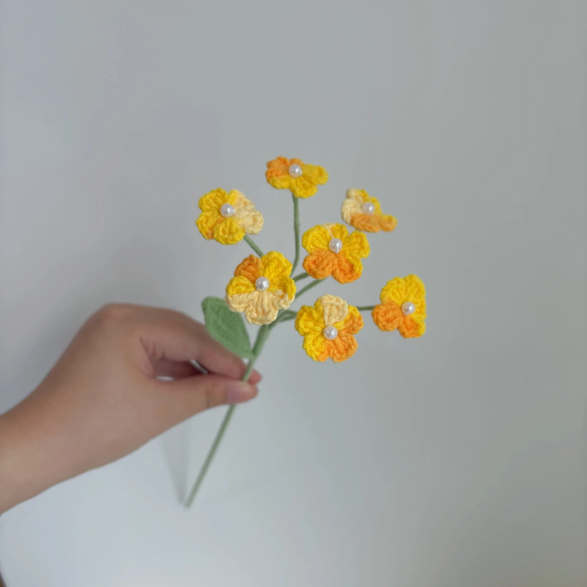 Gehäkelter Gypsophila-Zweig Kreativer Künstlicher Blumenstrauß Gestrickte Kunstblumen Heimtischdekoration Geschenk – Detail 4