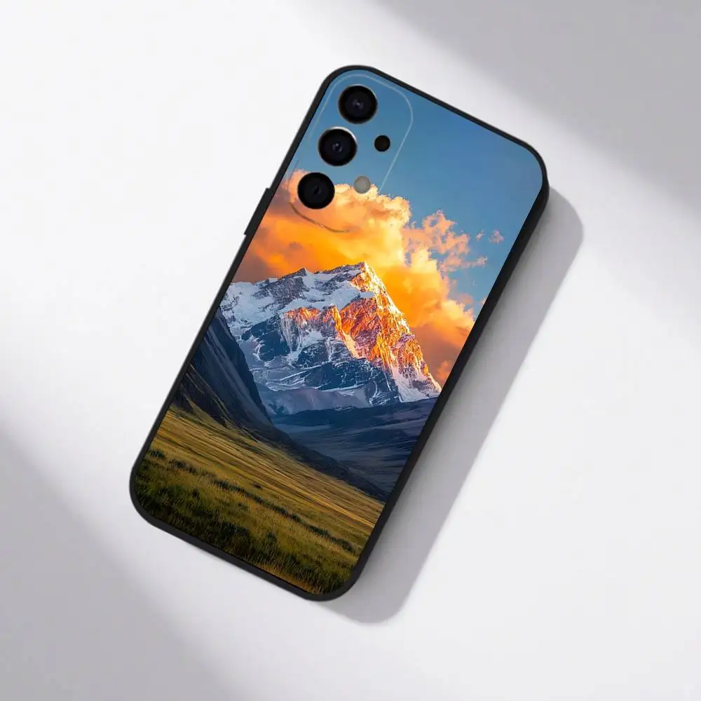 De Swiss Mountain Matterhorn in Zermatt telefoonhoesje voor Samsung S25, S24, S21, S22, S23, S30, Ultra, S20, Plus, Fe, Lite, 5G zwarte cover