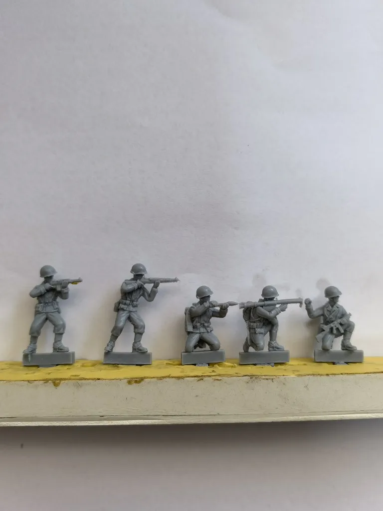 

1:72 Die-casting Resin Figure Model Assembly Kit US Military Model DIY Toy Model Unpainted