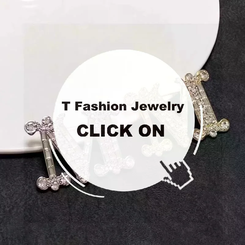 Letter M Bear Brooch Pin For Women Light Luxury Inlaid Rhinestone Brooch Unisex Fashion Suit Pins Accessories For Party