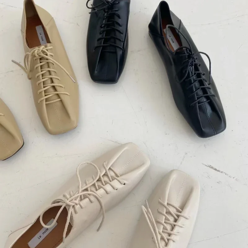 Retro miękka podeszwa pojedyncze buty damskie kwadratowe Toe sznurowane jednokolorowe mieszkania lekkie wygodne mokasyny Sapatos Femininos