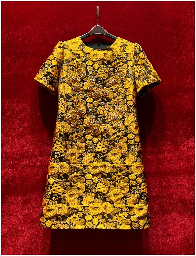 

Europe and the United States women's 2024 winter new Short sleeve gold jacquard heavy stitching beads Fashion dress xxl