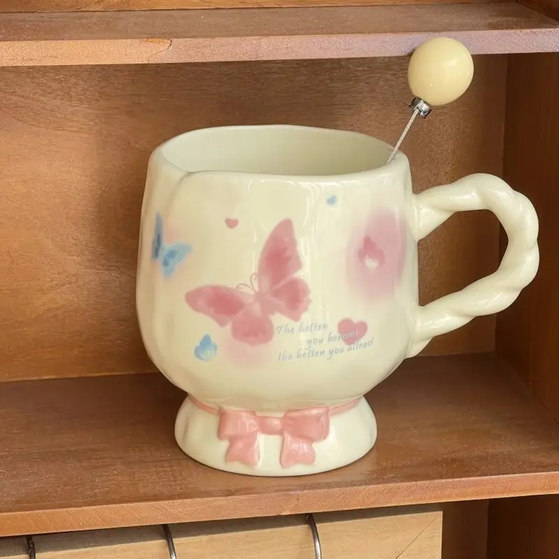 كوب سيراميك على الطراز الكوري إبداعي عالي المظهر على مستوى فتاة قلب جميل جميل على شكل فراشة هدية ذات مغزى