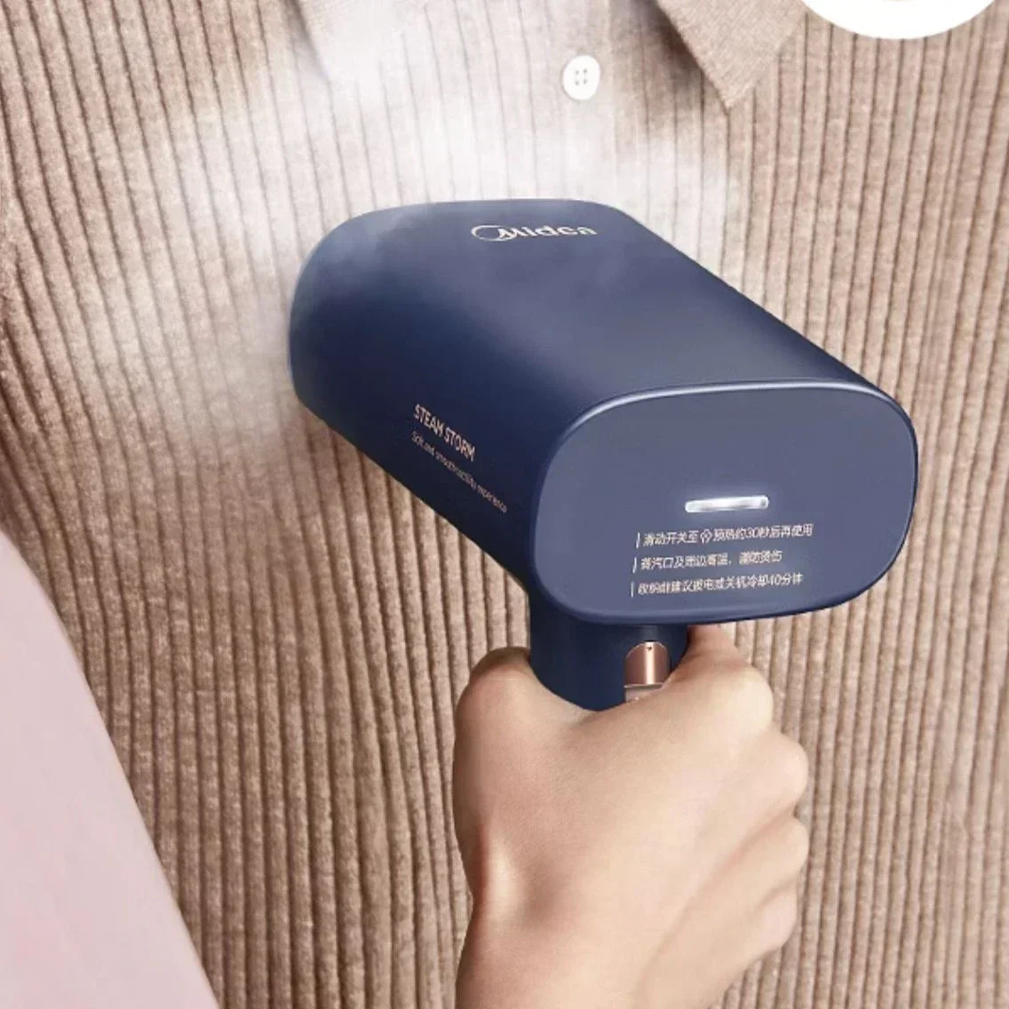 Household handheld hanging iron small mini ironing clothes mechanical steam small electric iron portable