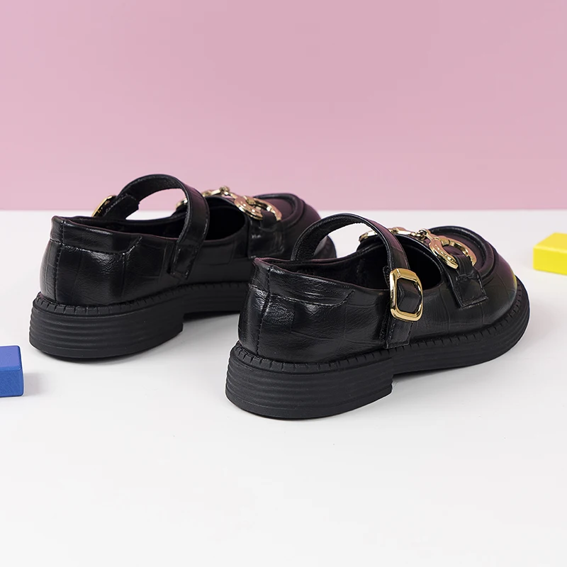 2023 Spring New Girls Leather Shoes Round Toe British Style Retro Metal Buckle Soft Kids Fashion Princess Loafers Shallow Causal