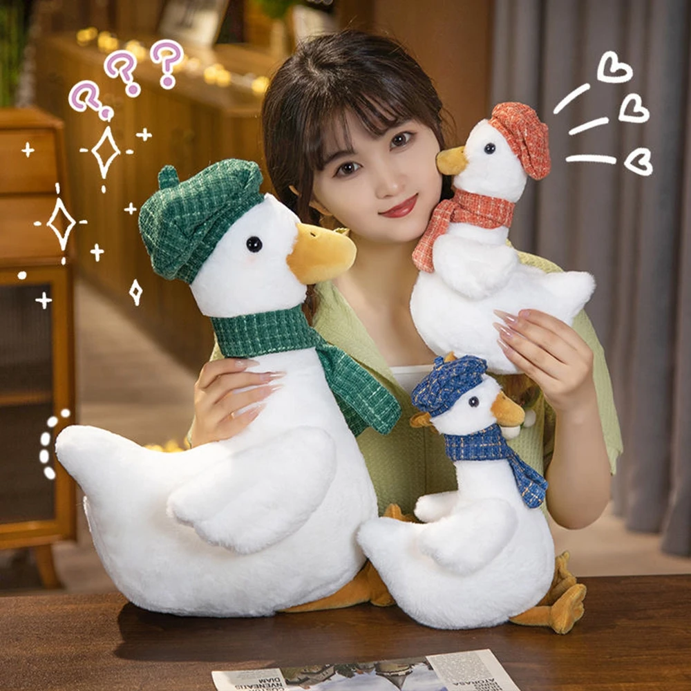 25cm New Tricolor Cute Fun Scarf Duck Plush Toy Comfort Children\'s Bed Sofa Pillow Soft Sleeping Doll Decoration Gift