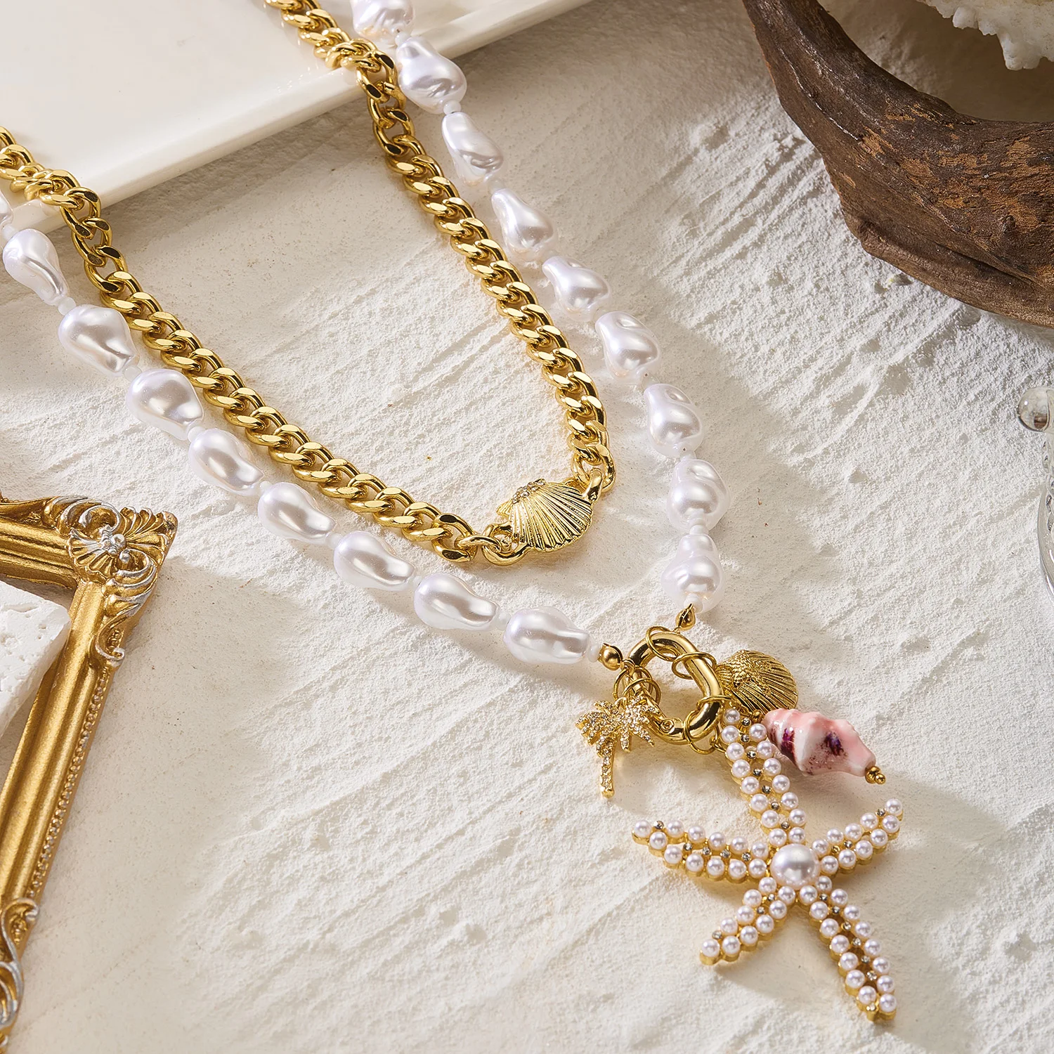 Schicke Mehrschichtige Imitationsperlen-Halskette mit Großem Seestern- und Muschelanhänger für Damen, Punk-Metall-Muschel-Dickketten-Halskette, Reise- und Strand-Schmuck – Detail 5
