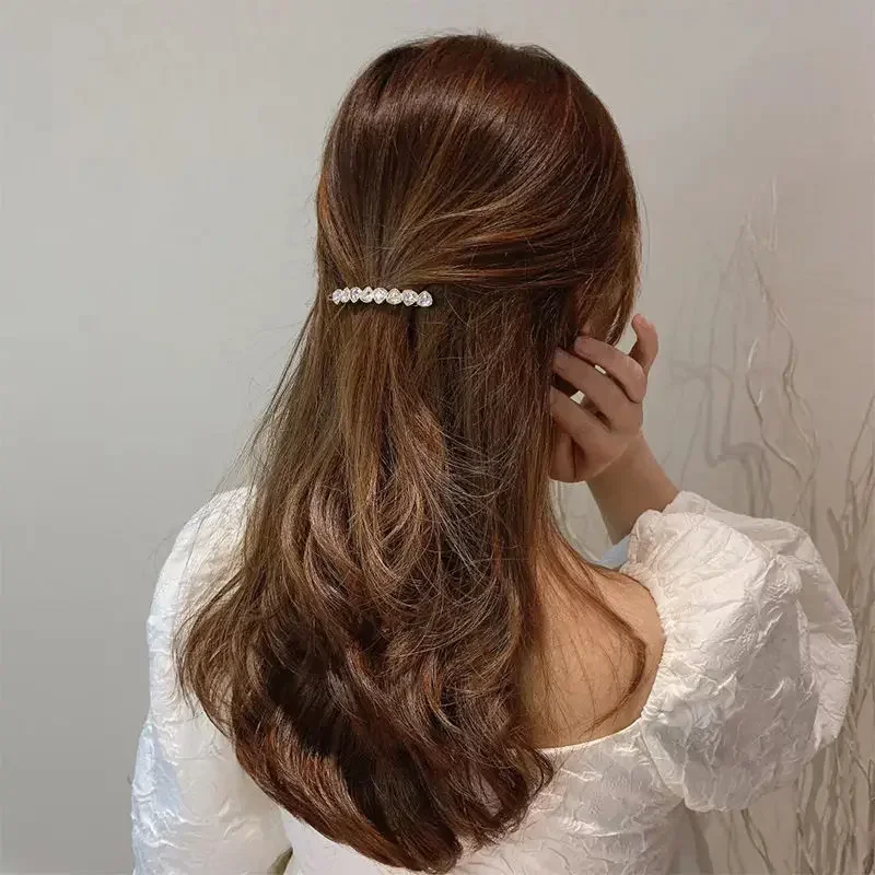 Temperament Little fresh Sparkly crystal hairpin bangs clip girly one-line clip headpiece