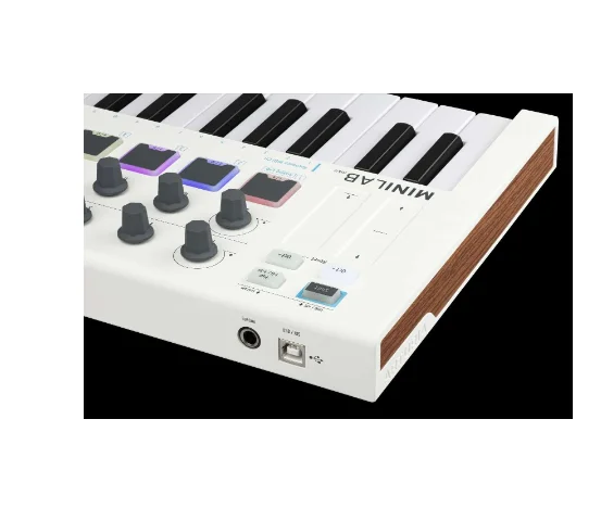 Arturia minilab MKII ตัวควบคุมขนาดเล็กออกแบบโดยใช้ USB สำหรับนักดนตรีที่เคลื่อนไหวและสตูดิโอ