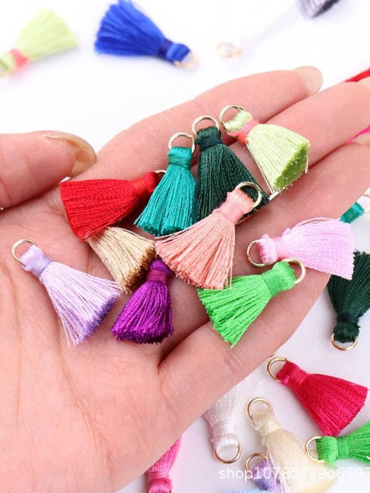 Hot Selling 50PCS 2CM Mini Tassel Polyester Rayon Curtain Metal Cap Ear Clothing Key Chain Bag Pendant Accessories