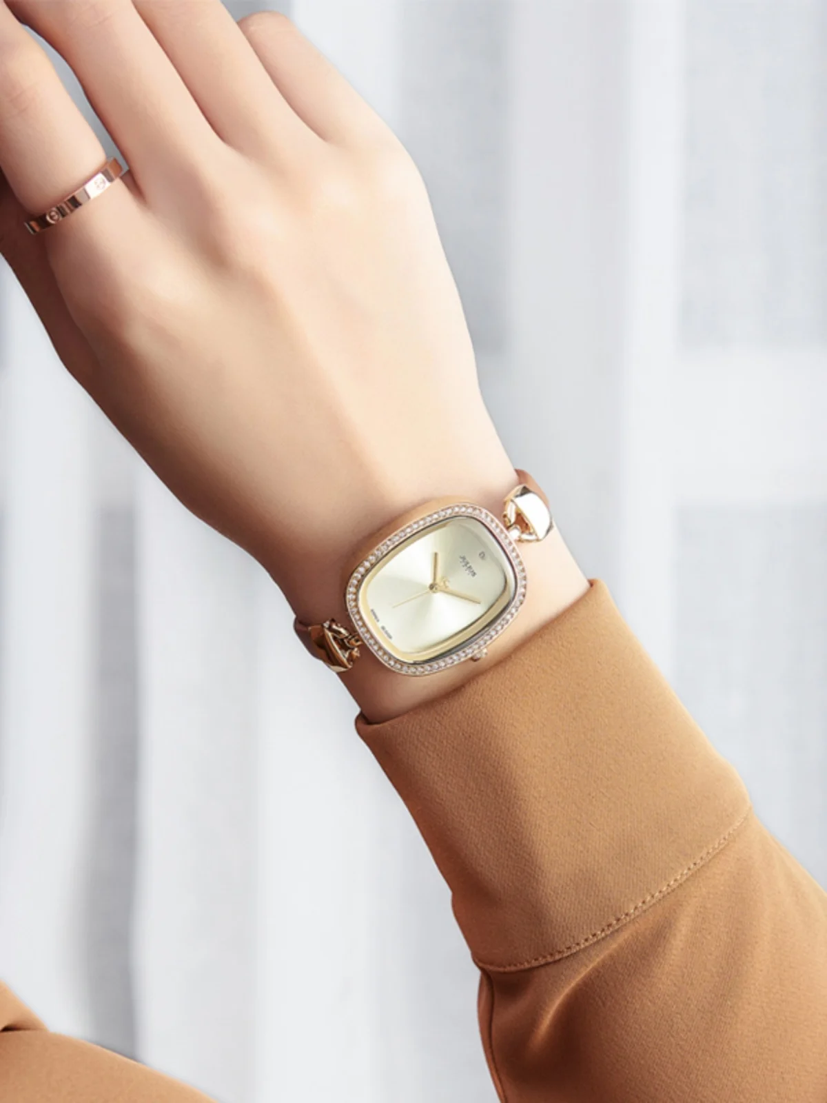 

Elegant Women'S Wristwatch, Luxury Women'S Watch, 2026 New Square Quartz Watch For Students, High-End Selection, Women'S Gift.