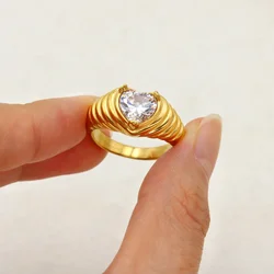 Waterproof Gold Plated Texture Heart Crystal Finger Ring for Women Premium Stainless Steel Sparkling Zircon Wedding Rings Bijoux