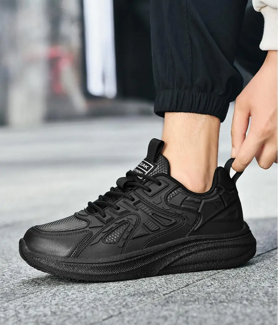 Hotel Chef Shoes Four Seasons Breathable Light Non-slip Waterproof Oil-proof Kitchen work shoes Men's Outdoor Casual sports Shoe
