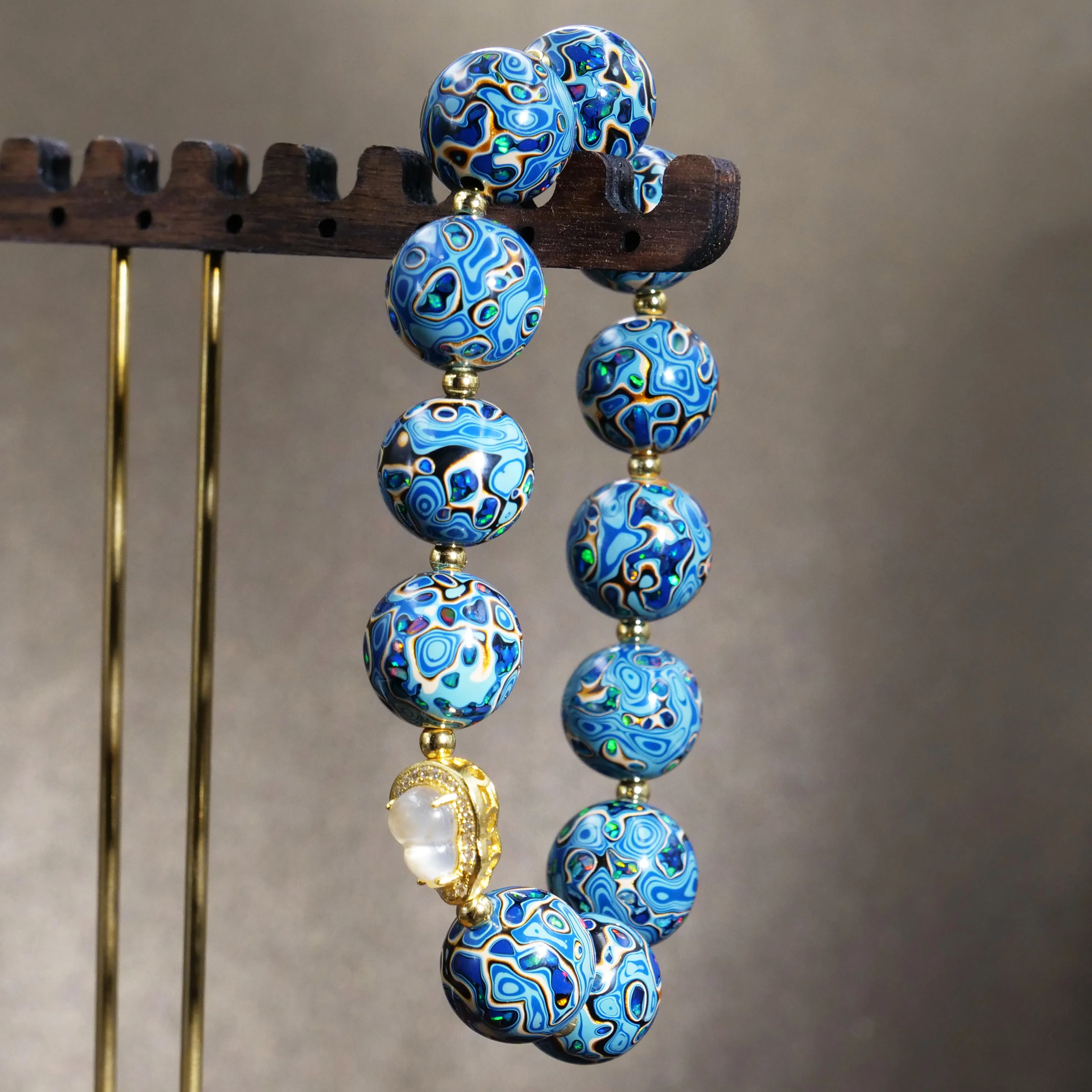 

Blue lacquer bead bracelet, high quality copper electric gold plated, intangible cultural heritage, handmade