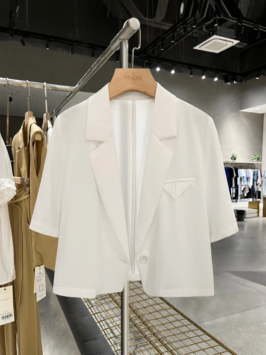 

Летний женский костюм 2025: свободный крой, тонкий пиджак с коротким рукавом, прямой силуэт, полиэстер, укороченный, на пуговицах, для офиса и повседневной носки