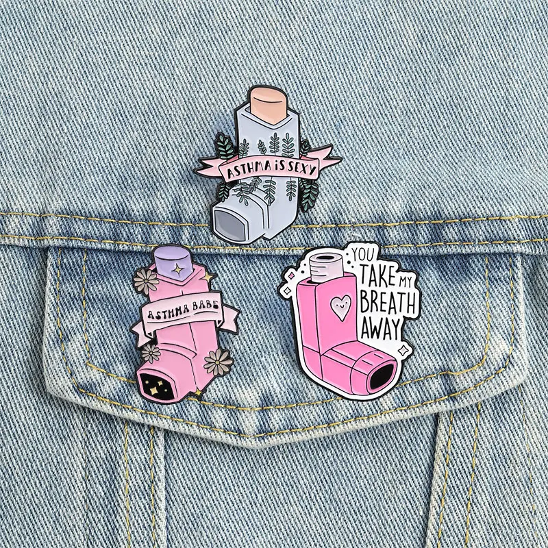 Broches de esmalte de dibujos animados de Asthma Babe, florales rosas, con forma de inhalador, divertidos y atrevidos, insignias de solapa, joyería de regalo con la frase 'Me robarías el aliento'