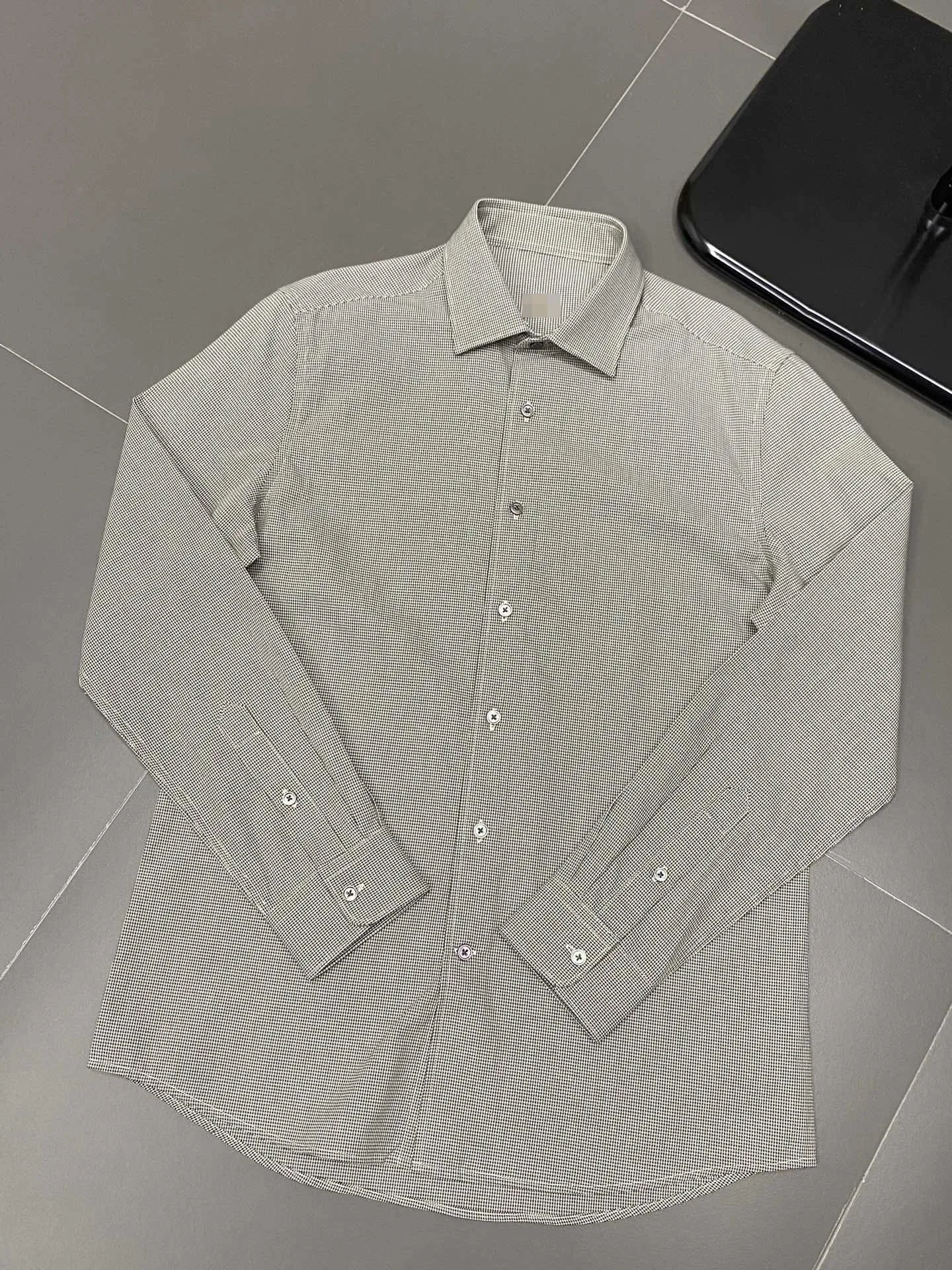 

2024 DIKU New men's casual long-sleeved shirt, fashionable and versatile, popular imported fabric, super soft and delicate