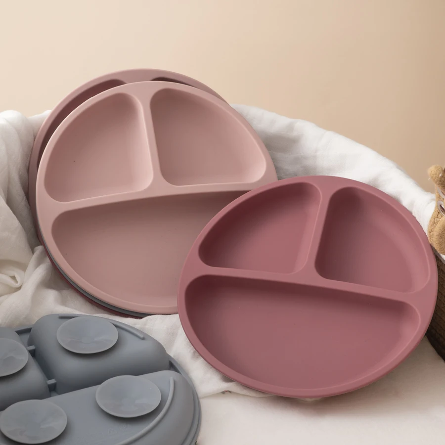 

1PC Silicone Dish For Baby Fashionable Suction Plates BPA Free Soft Compartment Plate Solid Color Baby Food Storage Kid Utensils