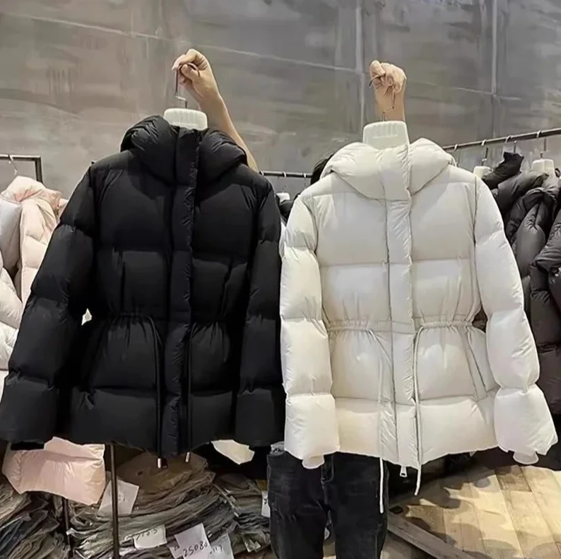 Nowa Jesienno-Zimowa Lekka Ciepła Kurtka Bawełniana Damska Płaszcz Bawełniany z Kapturem, Ściągana Sznurkiem w Talii, Dopasowana Modna Parka