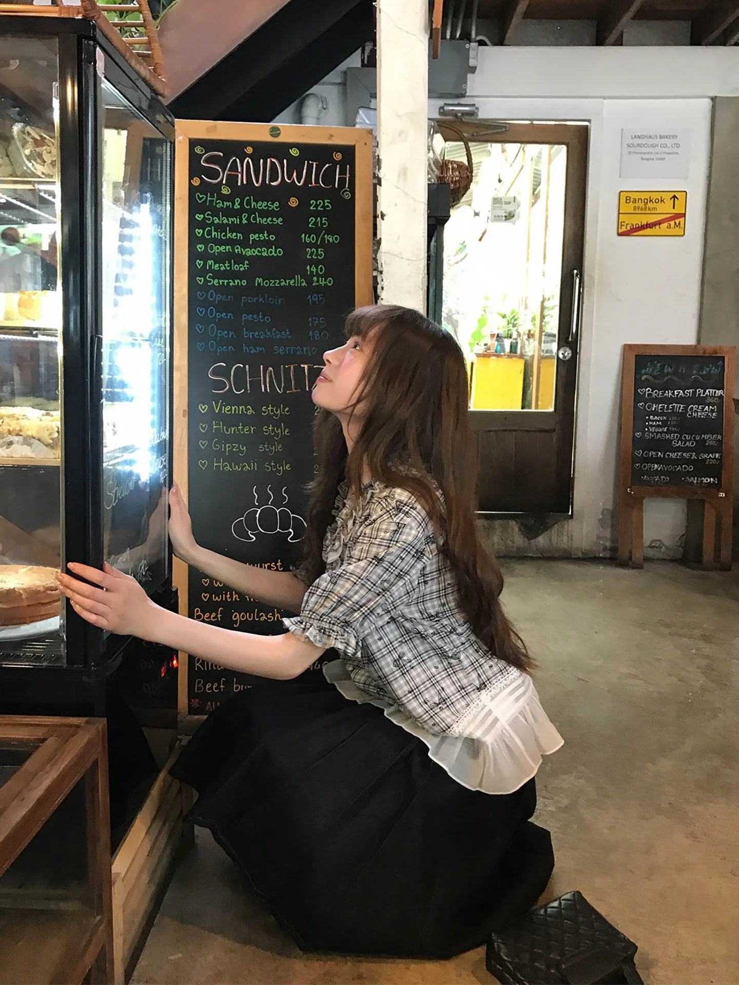 

Hello Korean Style Plaid Short Sleeve Shirt Women Summer Vintage Design Sense Top Trendy Bubble Sleeve Polyester Cotton...