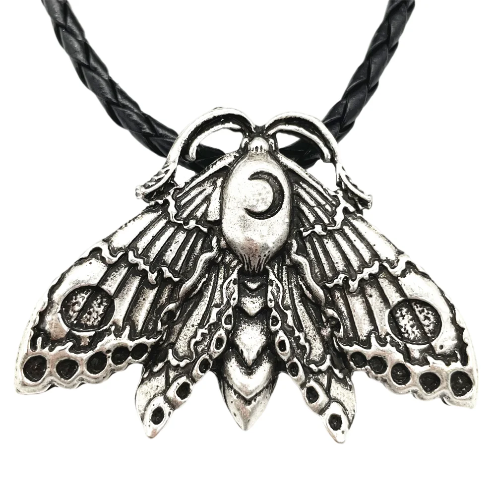 Nostalgia Wiccan Moon On Death Moth Skull Jewelry Gothic Accessories Necklace Dainty Insect Butterfly Wicca Pendant Dropshipping