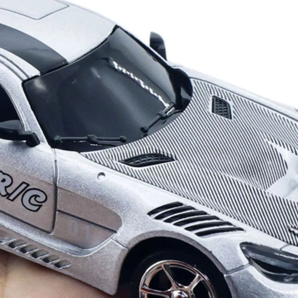 

LDRC LD4301 1/43 Radio Control Drifting Car 4X4 RC Racing Vehicle Model Metal Body Shell 2Speed LED Lights No Sound System