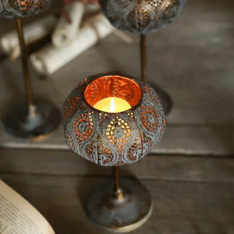 

Antique copper retro candlestick ornament European and wrought iron carving romantic candle lamp household store wedding