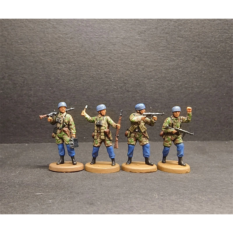 

New 1/72 Scale Resin German Paratroope Anti Tank Infantry Soldiers 4pcs Action Figures Model DIY Scene Accessory Doll Collection