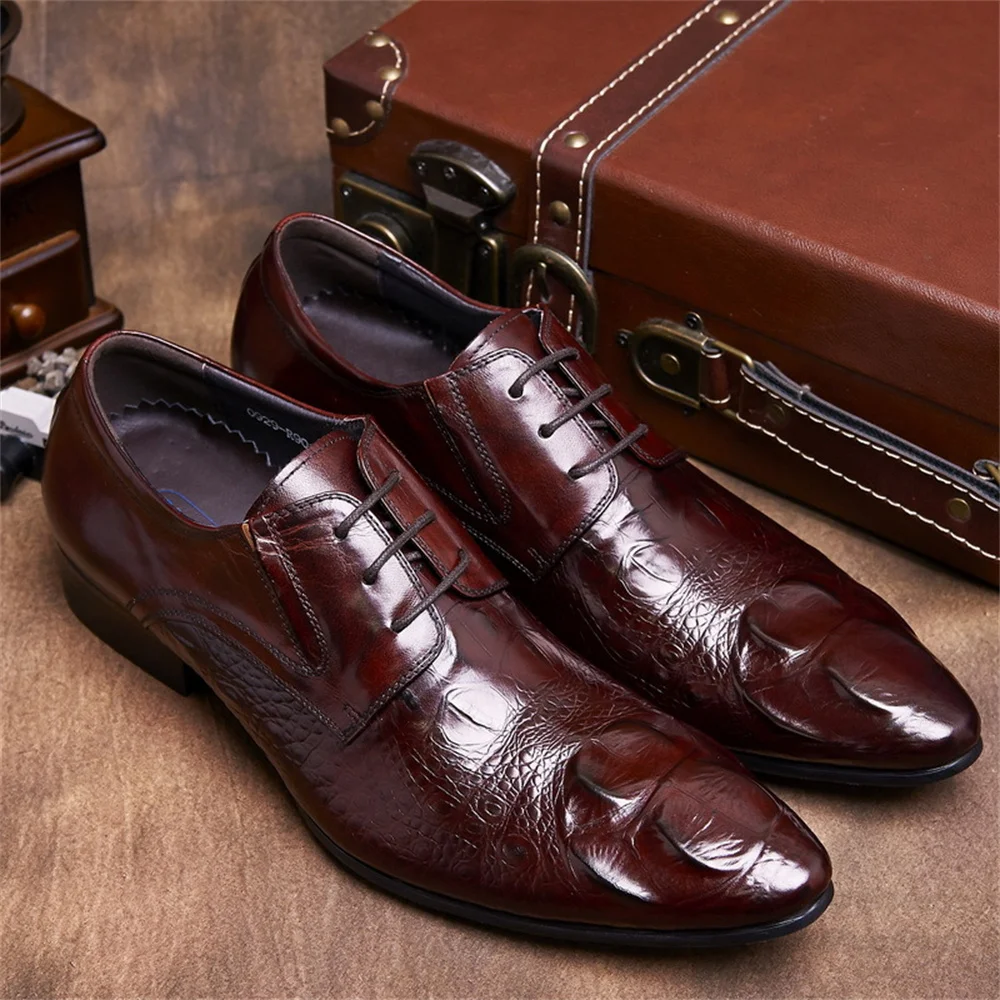 Cowhide Embossed Crocodile Pattern British Style Men Pointed Toe Leather Shoes Genuine Leather Lace Up Business Formal Shoes view 2
