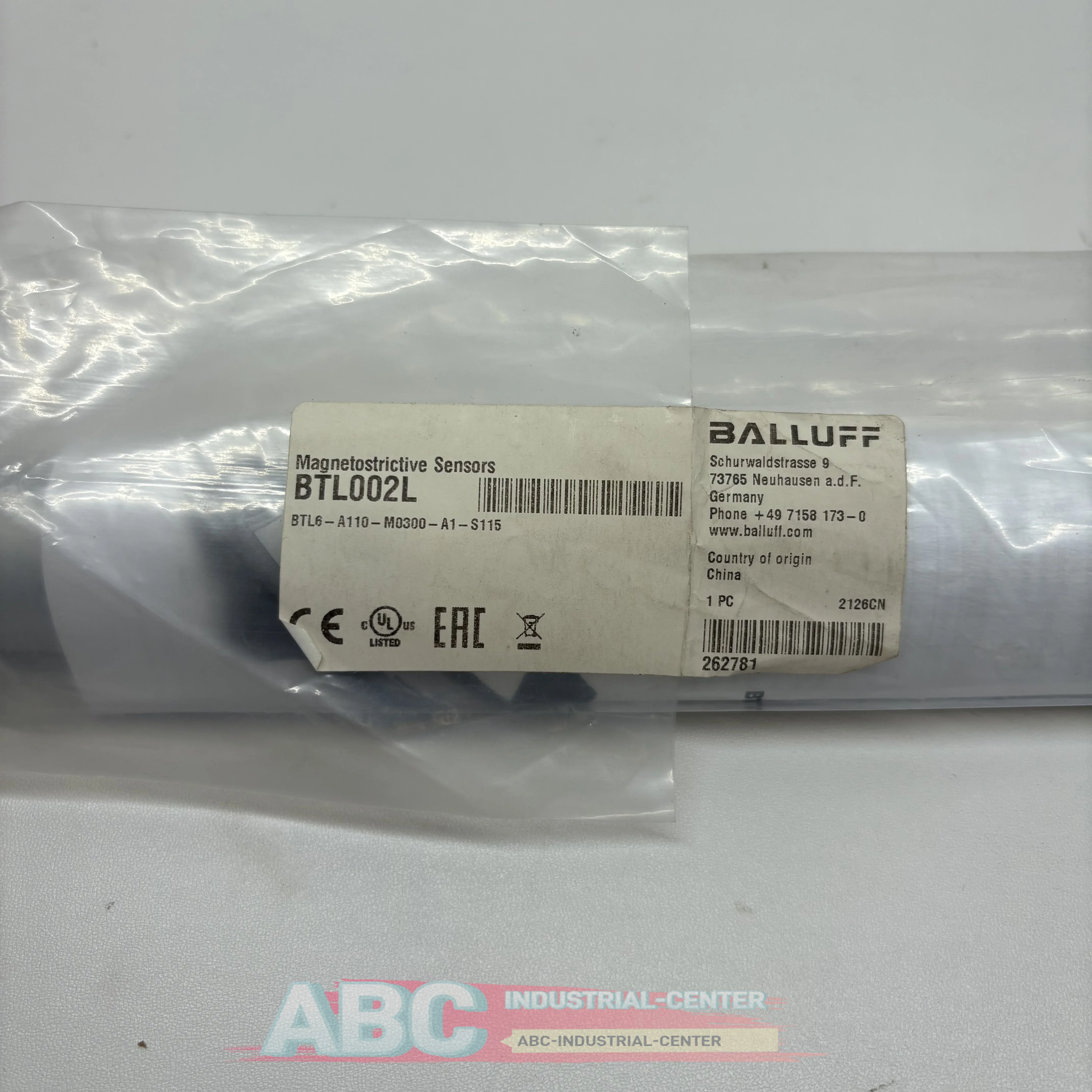 BTL002L BTL6-A110-M0300-A1-S115 New original Displacement sensor