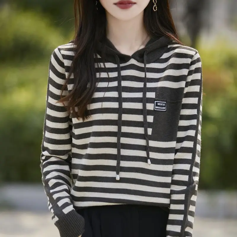 خريف شتاء جديد Sle الصوف محبوك قبعة سترة مخطط فضفاض طويل Sve سترة العصرية المرأة Faion محبوك