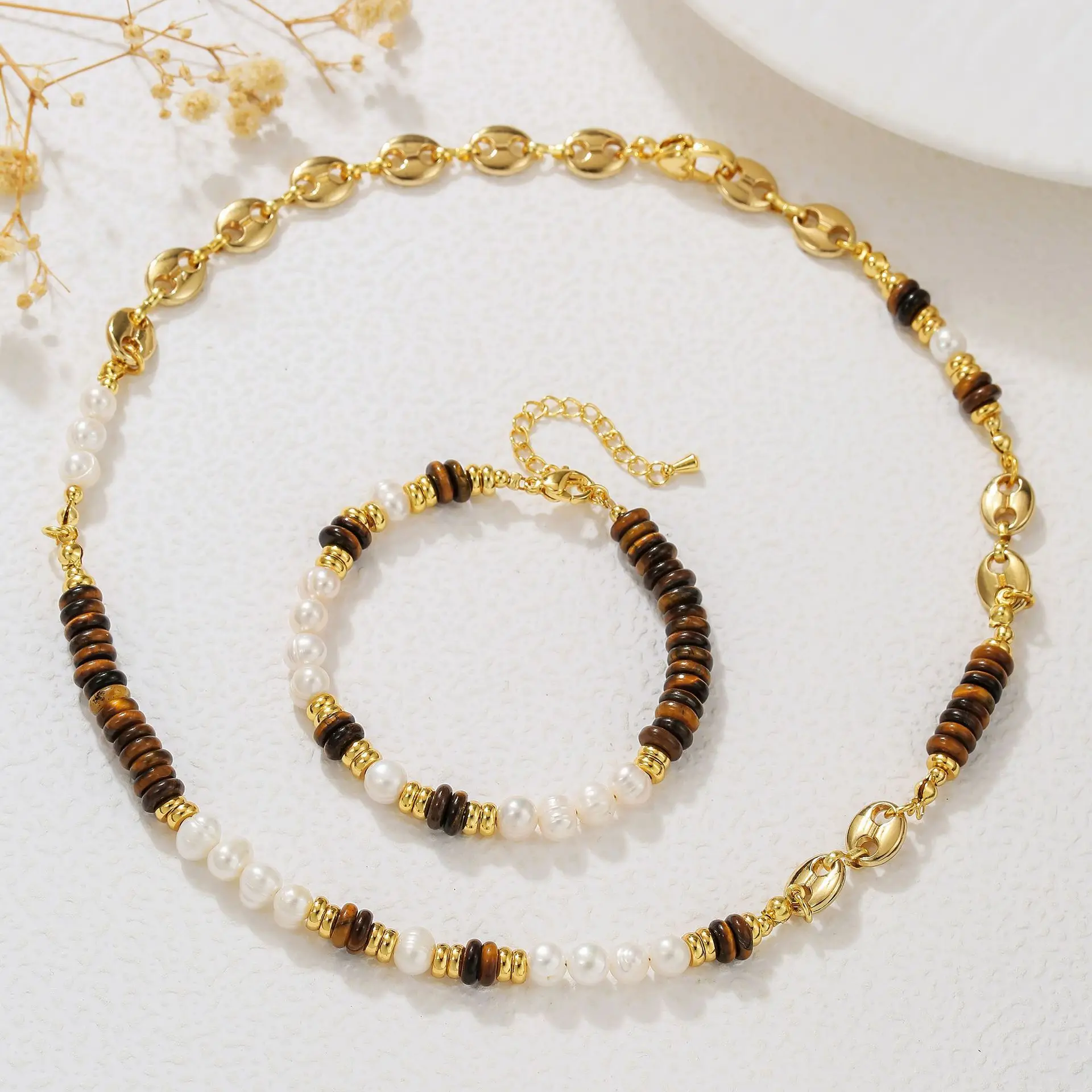 90 Freshwater pearl necklace and bracelet, featuring Melad tiger's eye stone beads, and a high-end design for a sweater chain