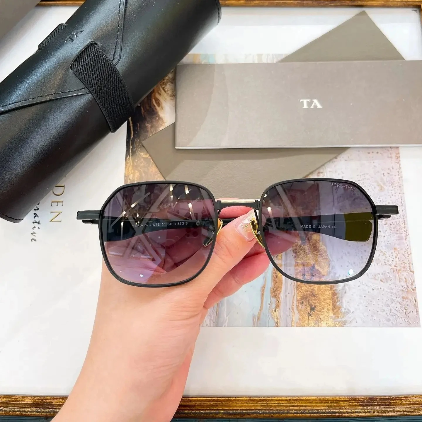 

Authentic For DIYTA DT DTS151 Gradient Purple Lenses Men Women Sun Glasses Retro Black Alloy Frame Male Couple Eyewear With Box