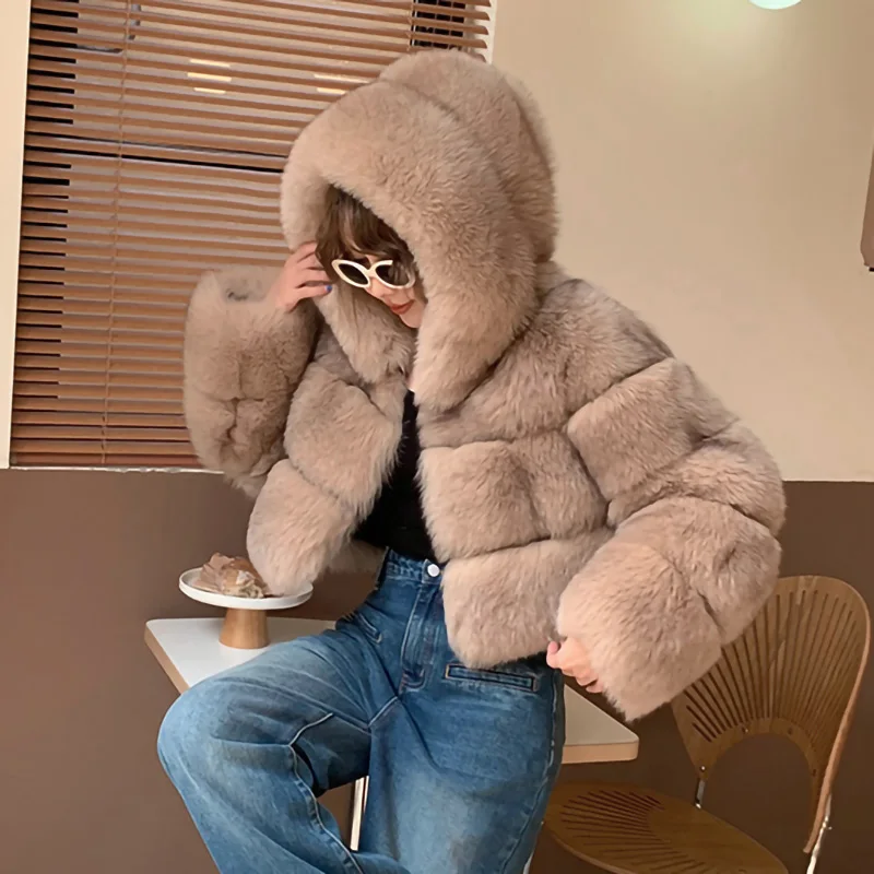 

Women Winter Crop Coats Thick Fox Fur Hooded Coats Lady New Top Quality Short Jackets Fluffy Natural Fur FO5089