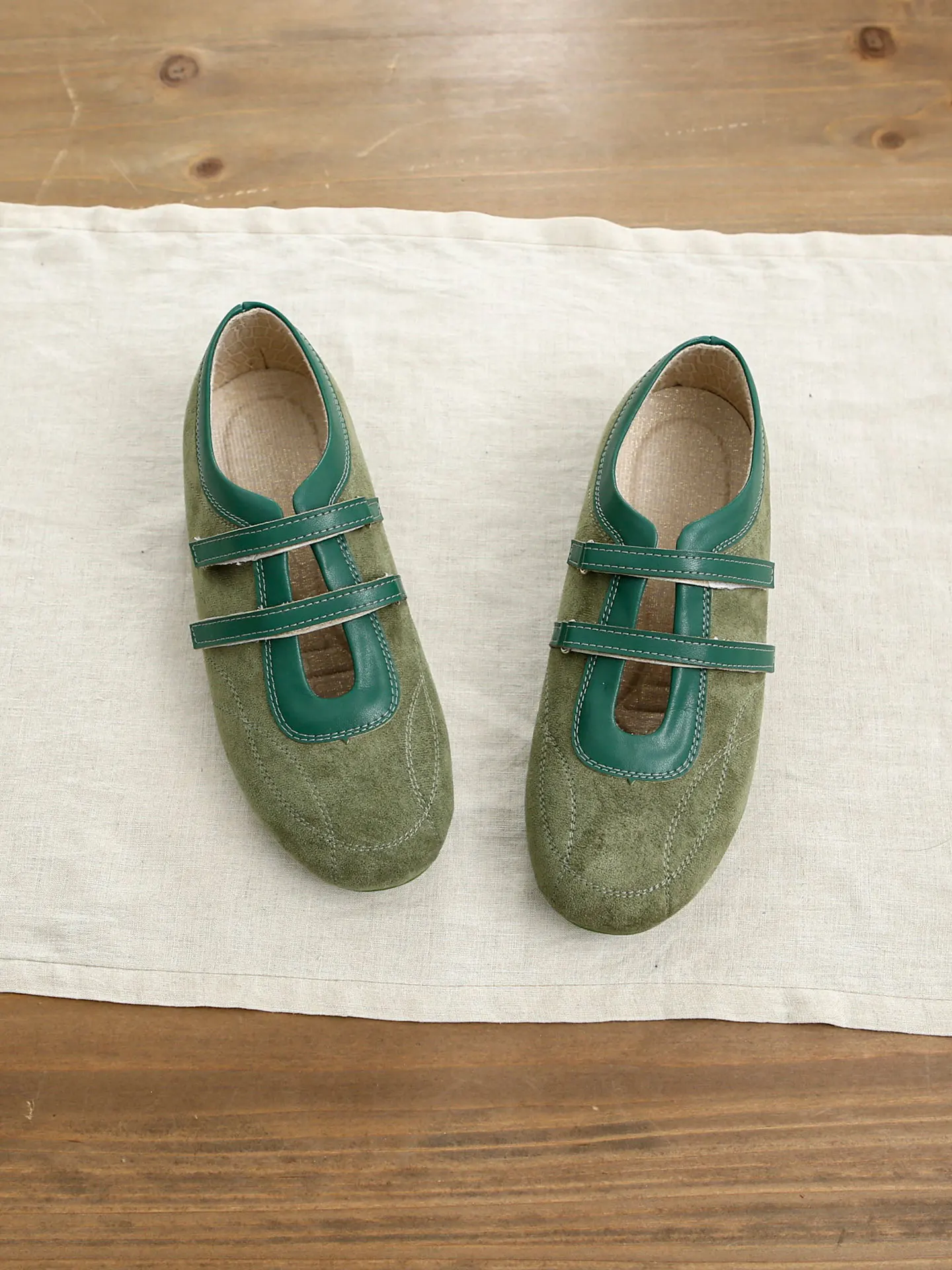 Retro Style Ballet Mary Jane Shoes Double Strap Magic Tape Green Flat Mouth Single Shoes Slimming for Skirts Casual Shoes